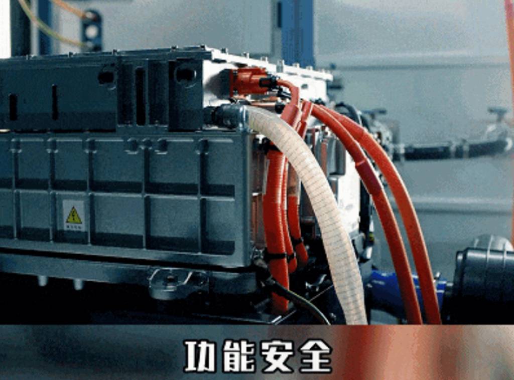 “绿”动中原!宇通F10、宇萌E6S 2.0组团亮相郑州新能源车展 - 第9张 - 提加商用车网 “绿”动中原!宇通F10、宇萌E6S 2.0组团亮相郑州新能源车展 - 第9张
