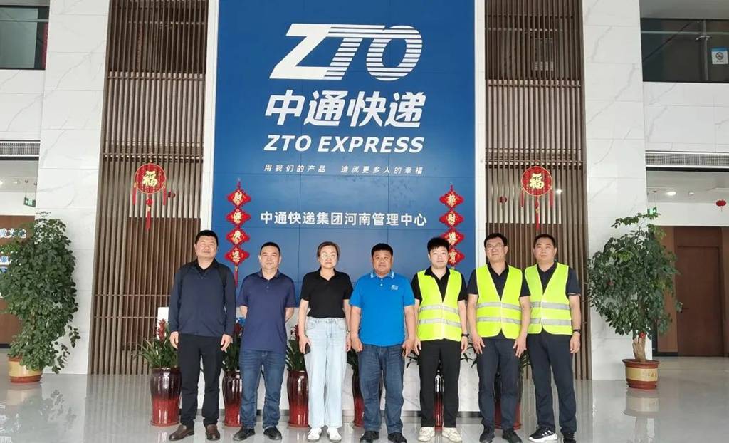 东风康明斯“客户关怀万里行”郑州站开启 - 第5张 - 提加商用车网 东风康明斯“客户关怀万里行”郑州站开启 - 第5张