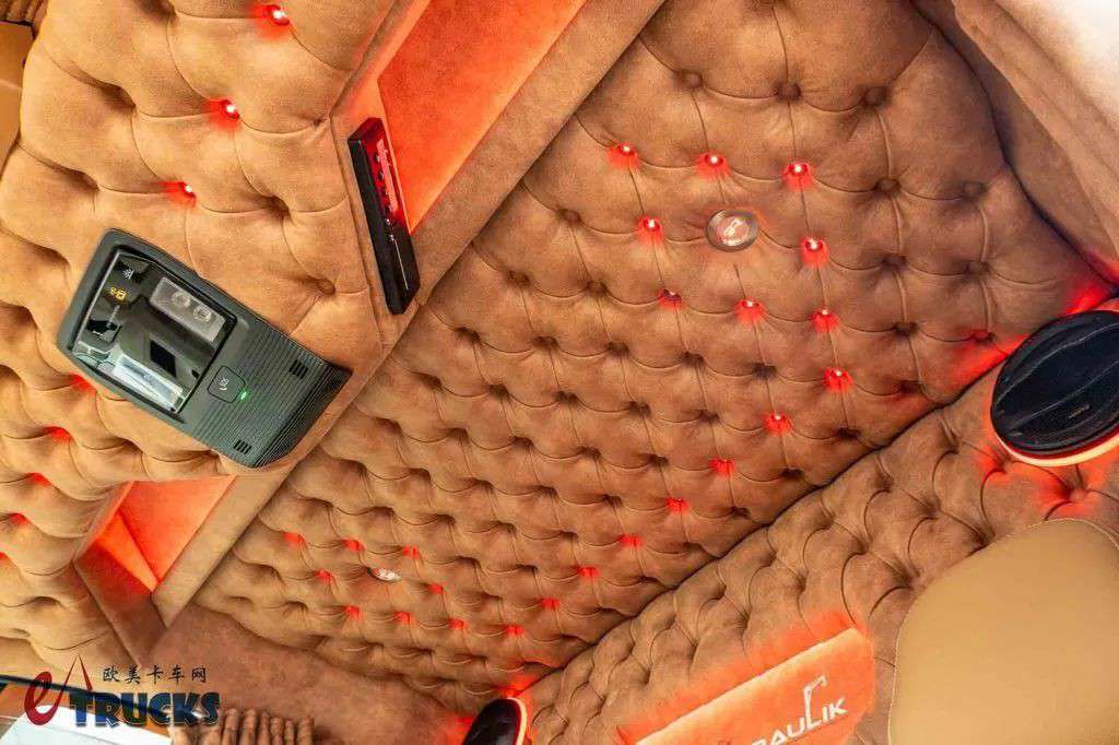 爆改曼恩TGE厢货的天花板!这么豪华的外观内饰您见过没? - 第17张 - 提加商用车网 爆改曼恩TGE厢货的天花板!这么豪华的外观内饰您见过没? - 第17张