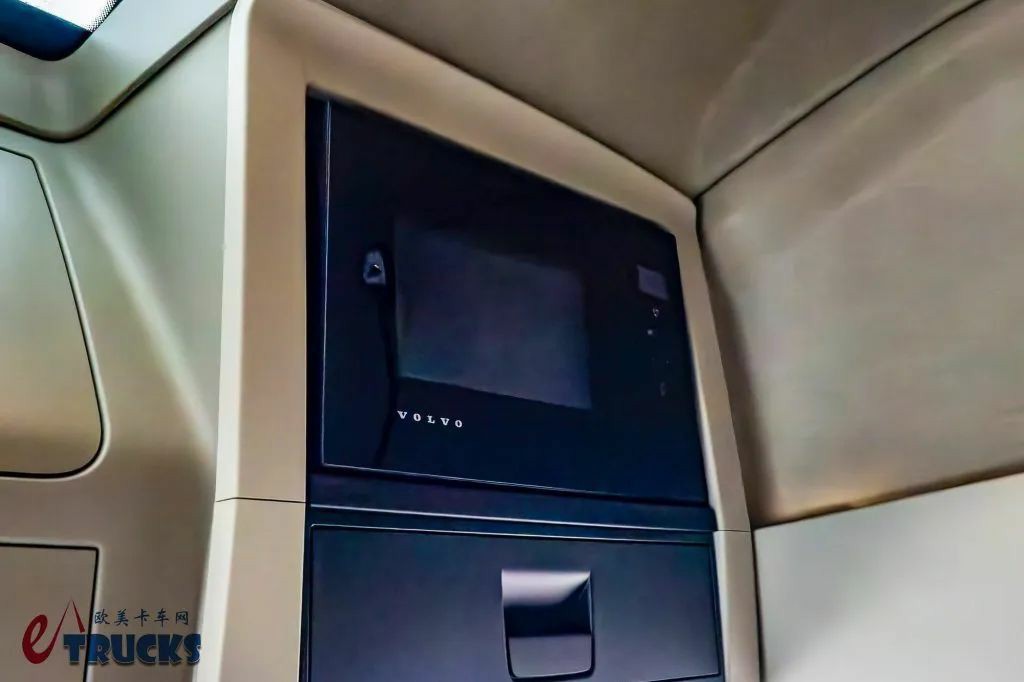 欧洲卡车集体迈入全新一代,新一代都在哪些方面实现引领?实拍沃尔沃FH Aero牵引车告诉你 - 第18张 - 提加商用车网 欧洲卡车集体迈入全新一代,新一代都在哪些方面实现引领?实拍沃尔沃FH Aero牵引车告诉你 - 第18张