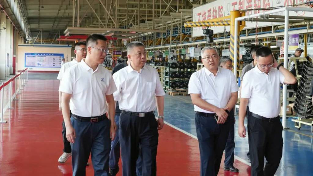 省民营经济局调研成功汽车 赋能民营经济高质量发展 - 第3张 - 提加商用车网 省民营经济局调研成功汽车 赋能民营经济高质量发展 - 第3张