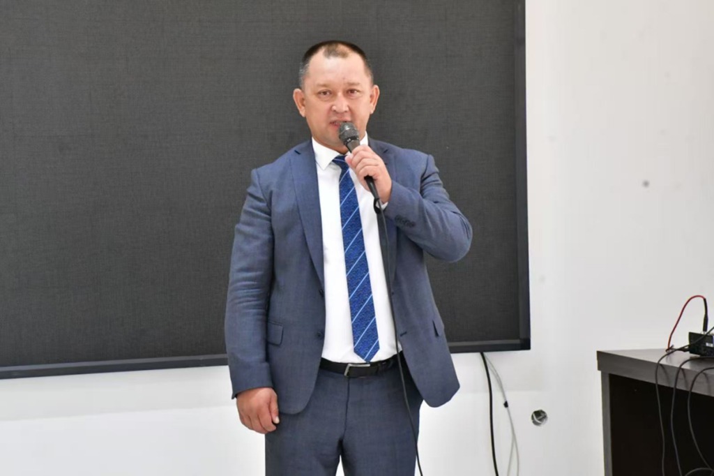 北汽福田齐姆肯特首家二级经销商盛大开业,中哈经济走廊再添强劲引擎 - 第3张 - 提加商用车网 北汽福田齐姆肯特首家二级经销商盛大开业,中哈经济走廊再添强劲引擎 - 第3张