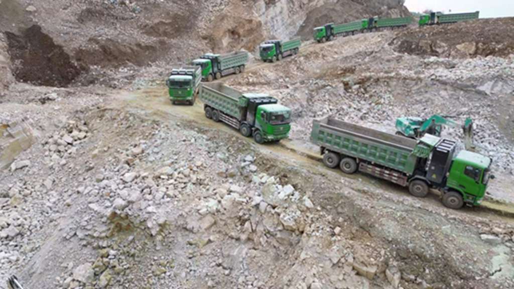 以家庭为油门 以安全作导航,看联合重卡电金刚如何帮助80后运输人玩转矿区运输? - 第4张 - 提加商用车网 以家庭为油门 以安全作导航,看联合重卡电金刚如何帮助80后运输人玩转矿区运输? - 第4张