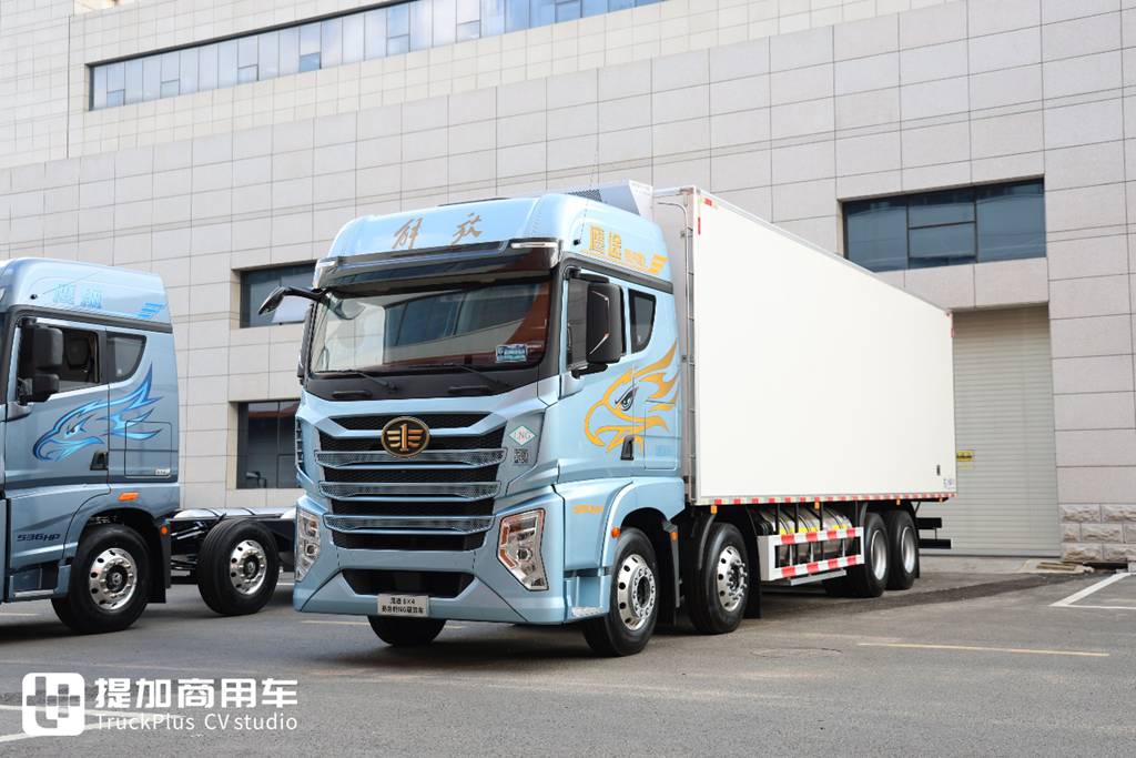 全新鹰阵产品发布,鹰途再添三兄弟,一汽解放青汽年中会现场展车实拍 - 第4张 - 提加商用车网 全新鹰阵产品发布,鹰途再添三兄弟,一汽解放青汽年中会现场展车实拍 - 第4张