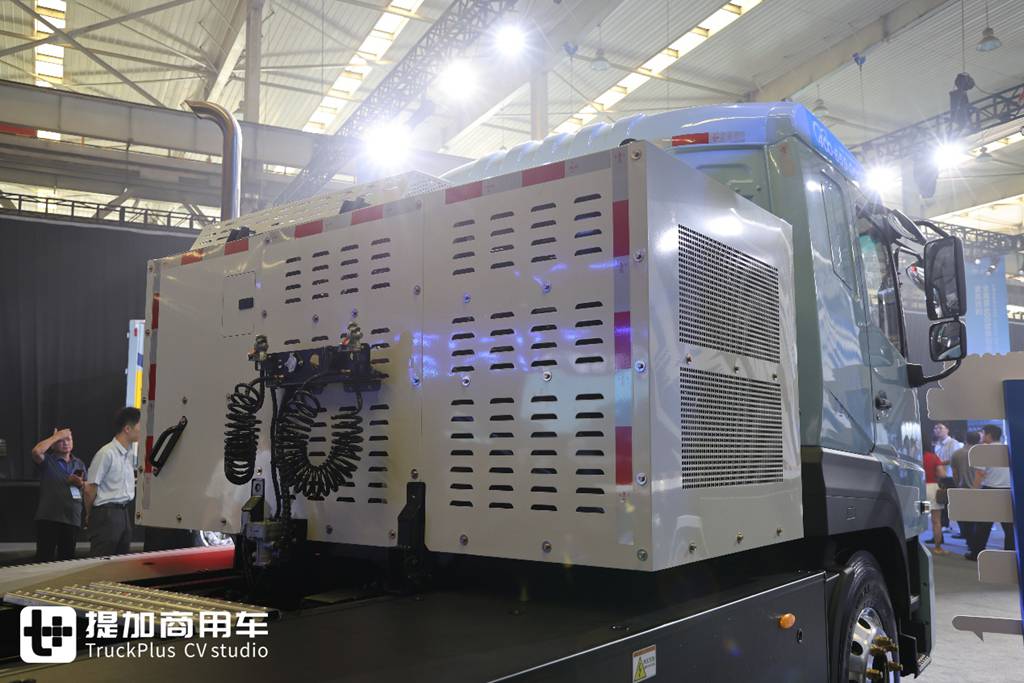 用400度电去干1000度电的续航,宇通T400RE全新增程重卡实拍 - 第6张 - 提加商用车网 用400度电去干1000度电的续航,宇通T400RE全新增程重卡实拍 - 第6张