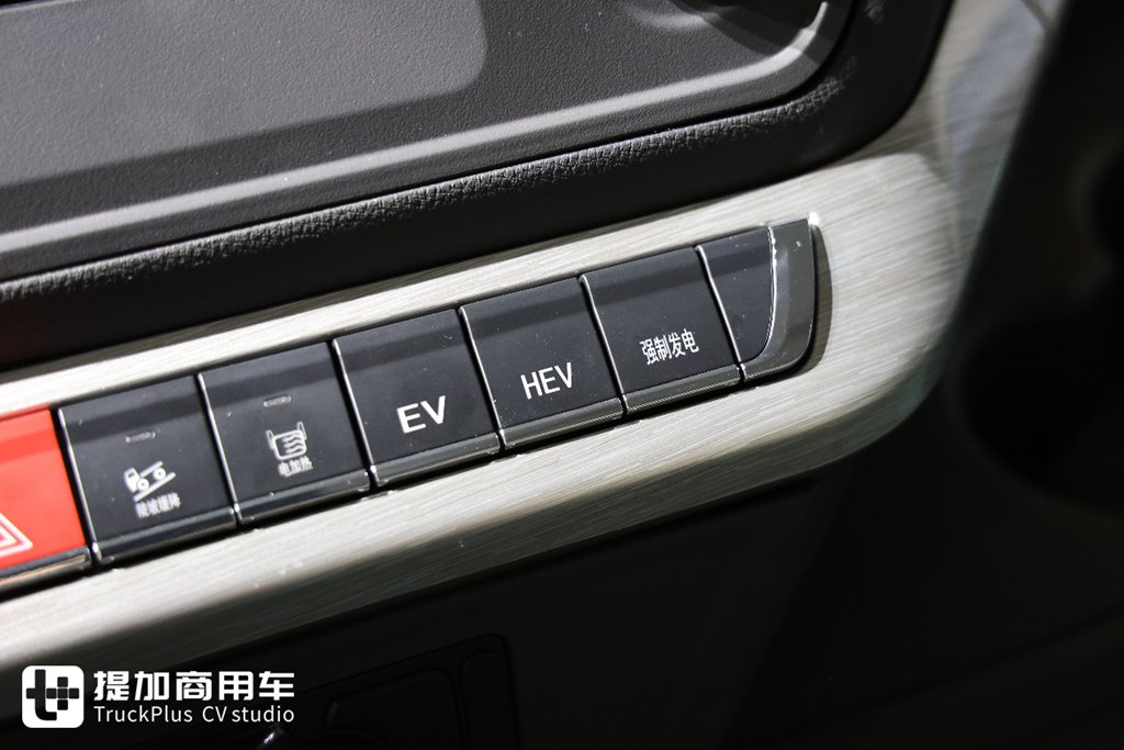 用400度电去干1000度电的续航,宇通T400RE全新增程重卡实拍 - 第7张 - 提加商用车网 用400度电去干1000度电的续航,宇通T400RE全新增程重卡实拍 - 第7张