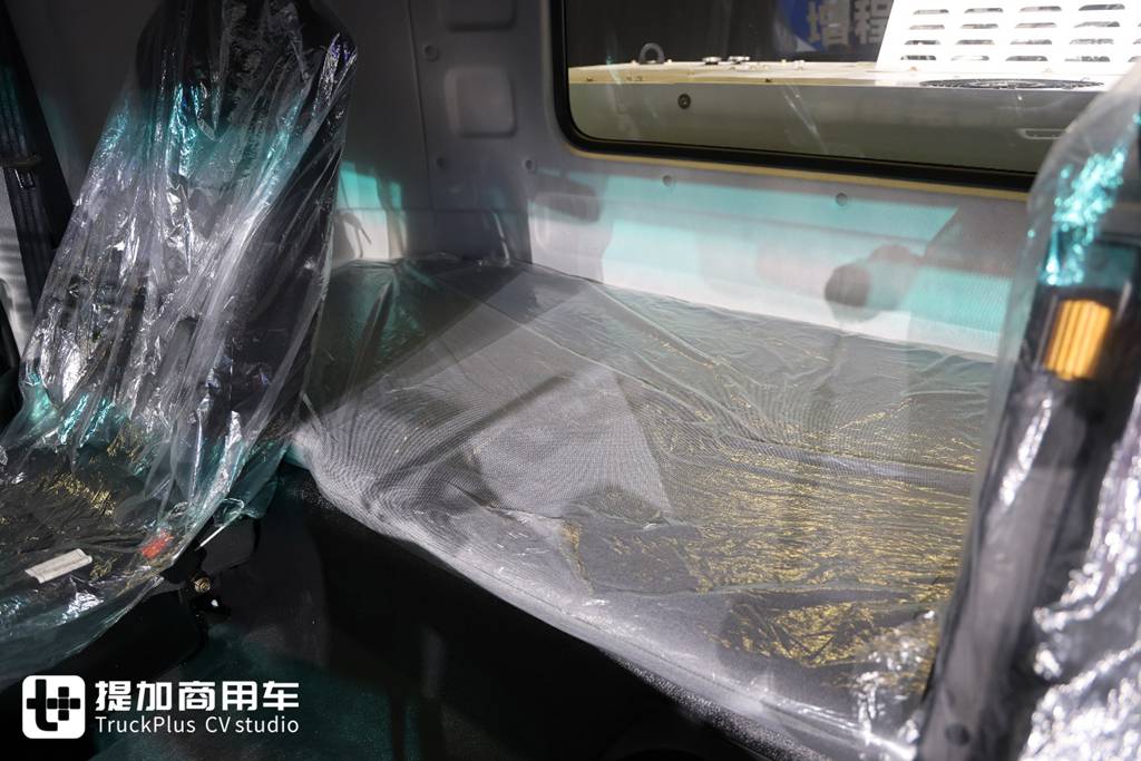 用400度电去干1000度电的续航,宇通T400RE全新增程重卡实拍 - 第17张 - 提加商用车网 用400度电去干1000度电的续航,宇通T400RE全新增程重卡实拍 - 第17张