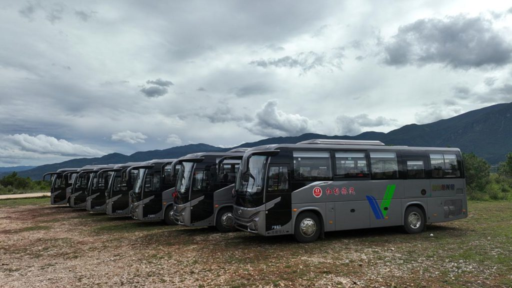重塑丽江旅运生态!苏州金龙携手红杉旅汽打造品质出行新标杆 - 第1张 - 提加商用车网 重塑丽江旅运生态!苏州金龙携手红杉旅汽打造品质出行新标杆 - 第1张