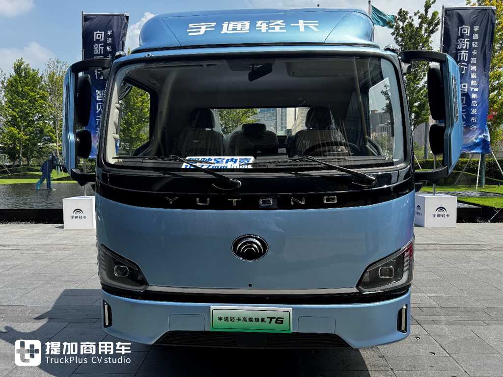 专攻长途运输,原厂高顶双卧驾驶室,宇通T6电动轻卡实拍 - 第1张 - 提加商用车网 专攻长途运输,原厂高顶双卧驾驶室,宇通T6电动轻卡实拍 - 第1张