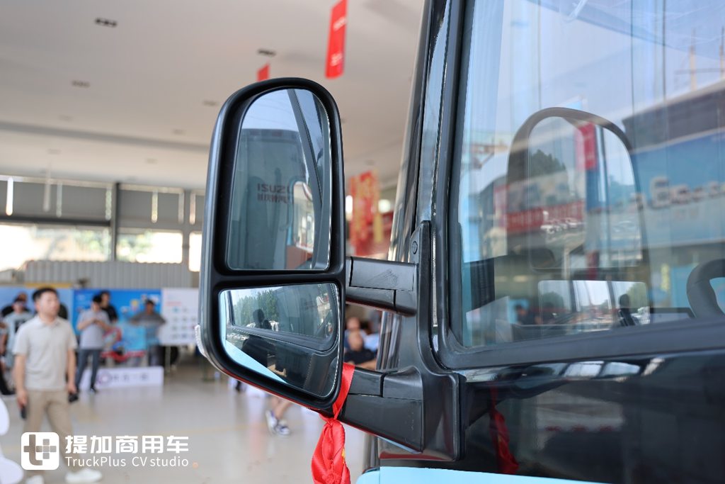 国产下一代电动轻卡来袭,都有哪些革新改进?实拍庆铃铃坤电动轻卡告诉你 - 第5张 - 提加商用车网 国产下一代电动轻卡来袭,都有哪些革新改进?实拍庆铃铃坤电动轻卡告诉你 - 第5张