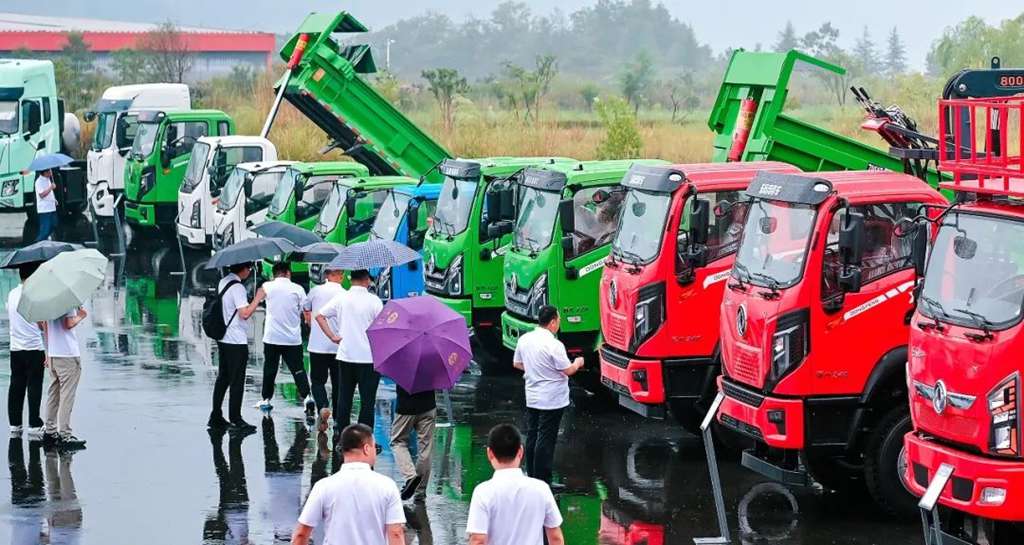 东风新疆2025经销商年中工作会召开 - 第5张 - 提加商用车网 东风新疆2025经销商年中工作会召开 - 第5张