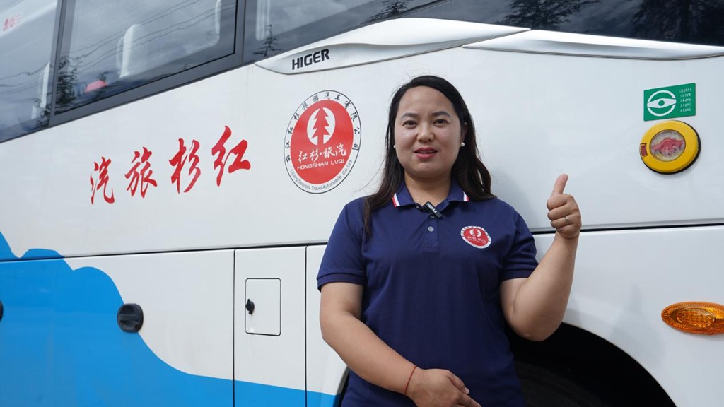 重塑丽江旅运生态!苏州金龙携手红杉旅汽打造品质出行新标杆 - 第5张 - 提加商用车网 重塑丽江旅运生态!苏州金龙携手红杉旅汽打造品质出行新标杆 - 第5张
