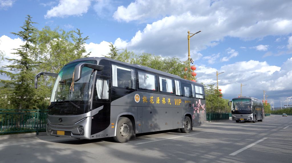 赋能乡村振兴 苏州金龙携手桃花源旅汽刷新“云南印象” - 第8张 - 提加商用车网 赋能乡村振兴 苏州金龙携手桃花源旅汽刷新“云南印象” - 第8张