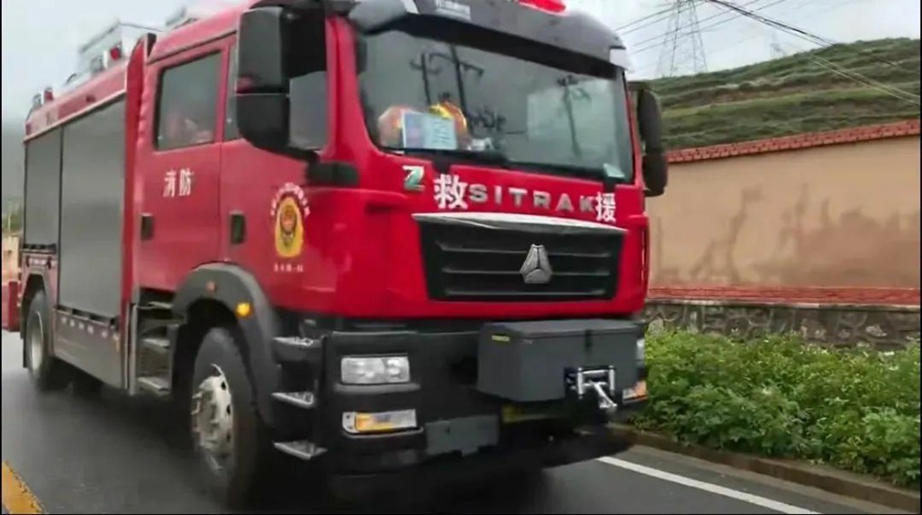 在现场!山东重工积极投身甘肃榆中抗洪抢险 - 第3张 - 提加商用车网 在现场!山东重工积极投身甘肃榆中抗洪抢险 - 第3张