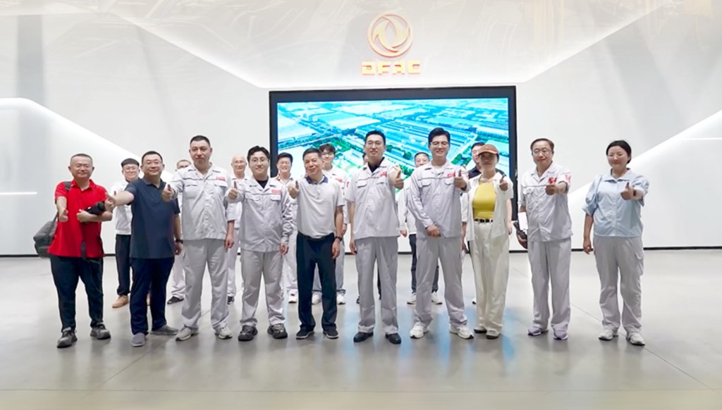 获赞19万+!厂长直播揭秘东风股份“智造品质”! - 第4张 - 提加商用车网 获赞19万+!厂长直播揭秘东风股份“智造品质”! - 第4张
