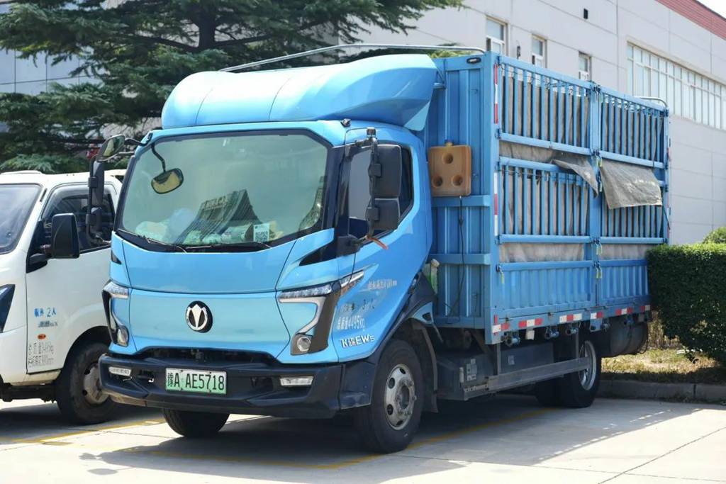 跨越18000公里高温高湿极限挑战!汉德车桥护航“飞碟漫天飞”公益行圆满收官! - 第4张 - 提加商用车网 跨越18000公里高温高湿极限挑战!汉德车桥护航“飞碟漫天飞”公益行圆满收官! - 第4张