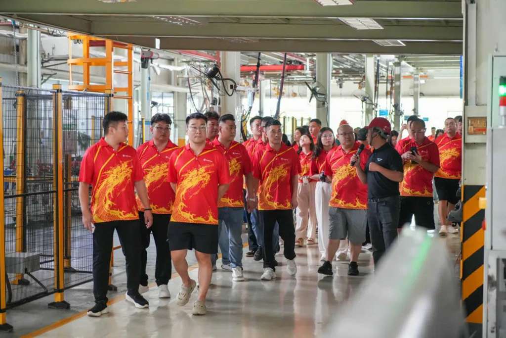 深化合作 携手同行 | 郑州有方货运公司走进飞碟汽车,体验智造科技魅力 - 第7张 - 提加商用车网 深化合作 携手同行 | 郑州有方货运公司走进飞碟汽车,体验智造科技魅力 - 第7张