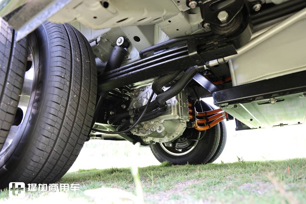 全方位体验和试驾宇通天骏V6E电动轻客,电动轻客这样的表现能大卖吗? - 第12张 - 提加商用车网 全方位体验和试驾宇通天骏V6E电动轻客,电动轻客这样的表现能大卖吗? - 第12张