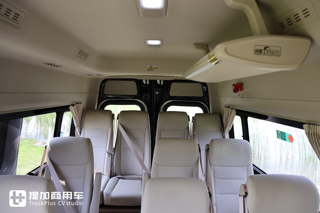 全方位体验和试驾宇通天骏V6E电动轻客,电动轻客这样的表现能大卖吗? - 第17张 - 提加商用车网 全方位体验和试驾宇通天骏V6E电动轻客,电动轻客这样的表现能大卖吗? - 第17张