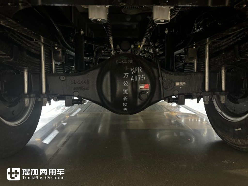 每公里节约5毛钱!综合续航高达1100km,实拍领航大G-F28T大马力LNG轻卡 - 第3张 - 提加商用车网 每公里节约5毛钱!综合续航高达1100km,实拍领航大G-F28T大马力LNG轻卡 - 第3张