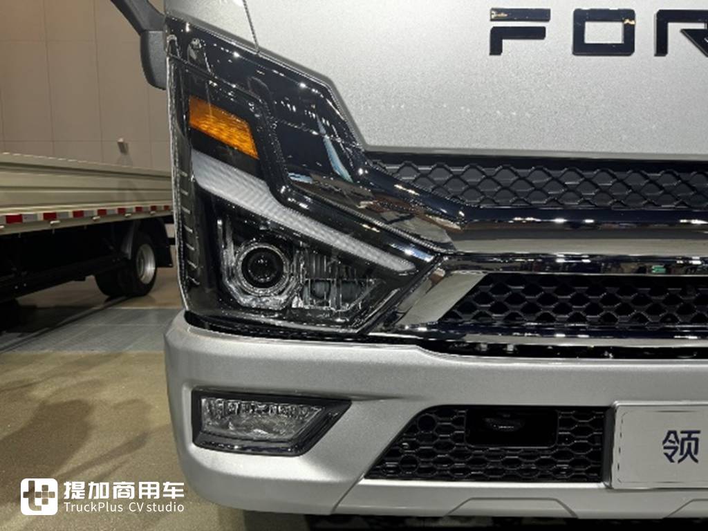 每公里节约5毛钱!综合续航高达1100km,实拍领航大G-F28T大马力LNG轻卡 - 第5张 - 提加商用车网 每公里节约5毛钱!综合续航高达1100km,实拍领航大G-F28T大马力LNG轻卡 - 第5张