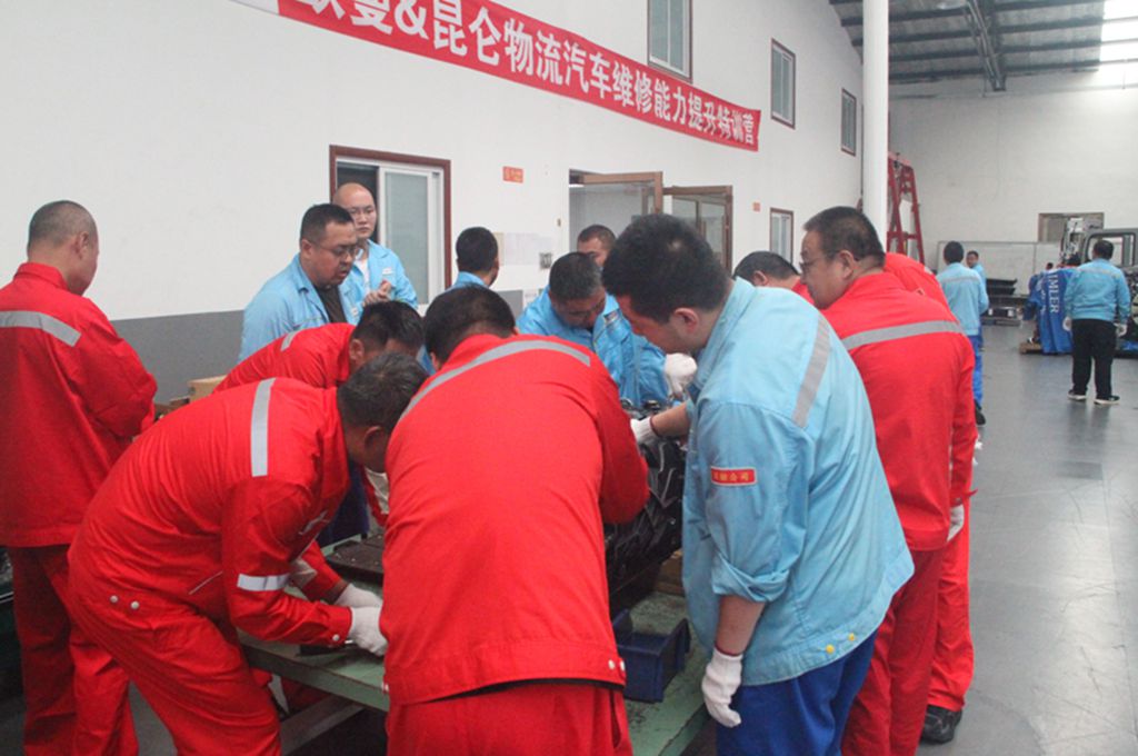 匠心服务淬炼过硬技能，欧曼助力昆仑物流整车维修能力提升 - 第4张