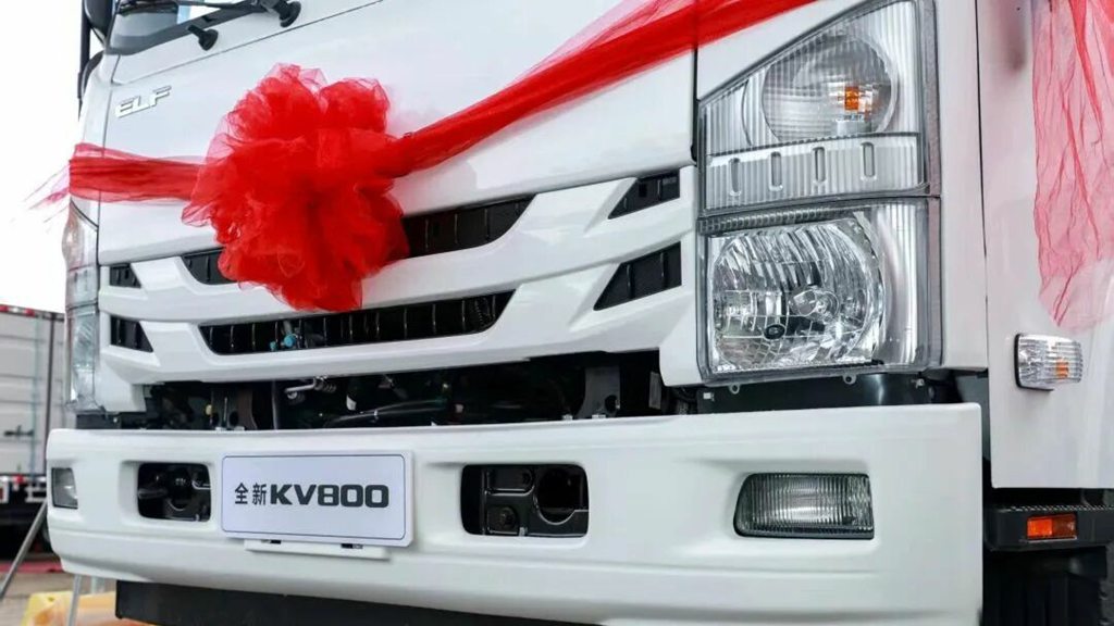坐进庆铃五十铃全新KV800!“躺盈”的快乐你想象不到 - 第5张 - 提加商用车网 坐进庆铃五十铃全新KV800!“躺盈”的快乐你想象不到 - 第5张