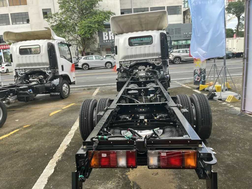 庆铃五十铃全新KV800,也太“会”了~ - 第5张 - 提加商用车网 庆铃五十铃全新KV800,也太“会”了~ - 第5张