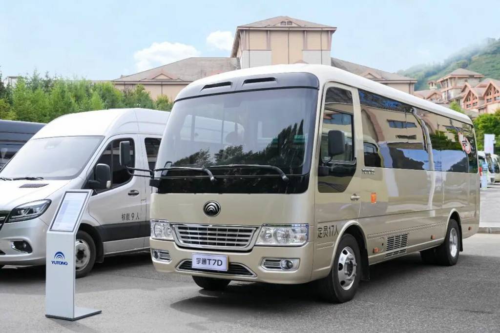 高品质驱动,全矩阵赋能!宇通为2025旅游出行大会增辉添彩 - 第6张 - 提加商用车网 高品质驱动,全矩阵赋能!宇通为2025旅游出行大会增辉添彩 - 第6张