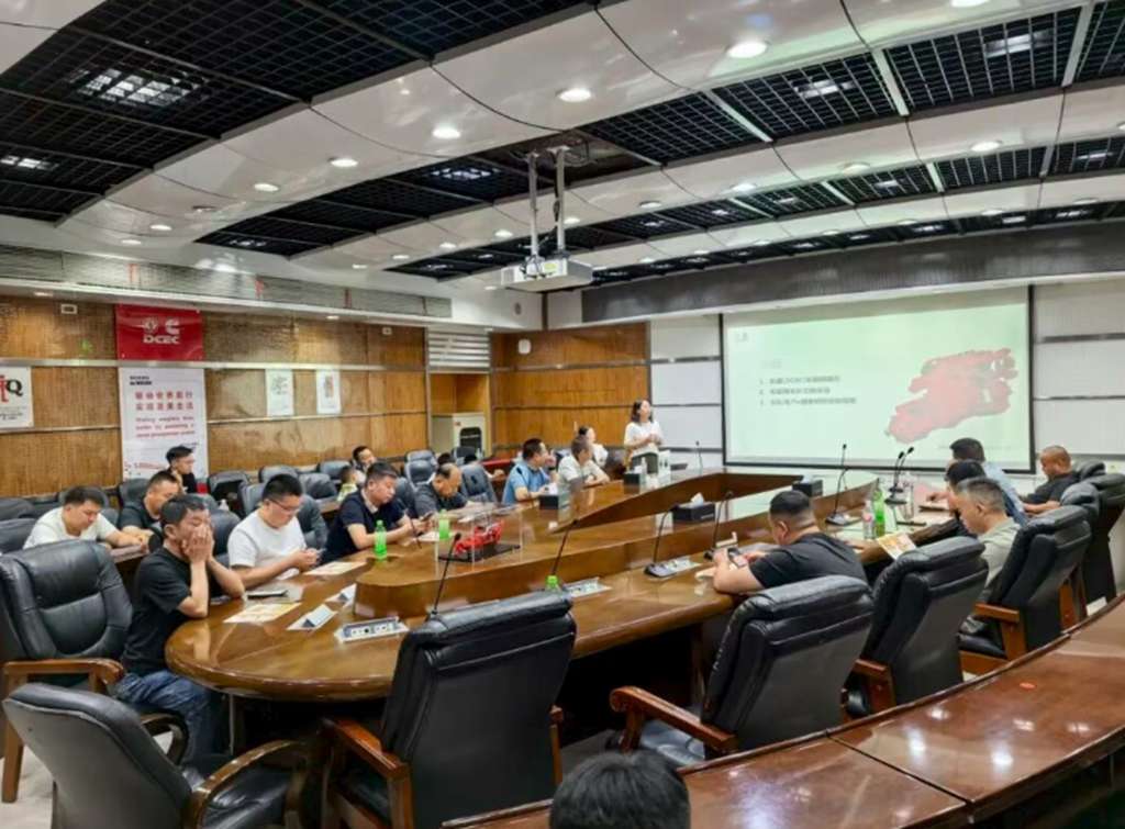 燃情八月,东风康明斯 “百城联动 百场巡礼” 终端行动持续升温 - 第8张 - 提加商用车网 燃情八月,东风康明斯 “百城联动 百场巡礼” 终端行动持续升温 - 第8张