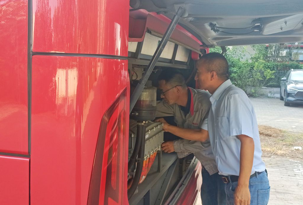 新V系客车领衔!67辆苏州金龙海格客车圆满护航上合组织天津峰会 - 第2张 - 提加商用车网 新V系客车领衔!67辆苏州金龙海格客车圆满护航上合组织天津峰会 - 第2张