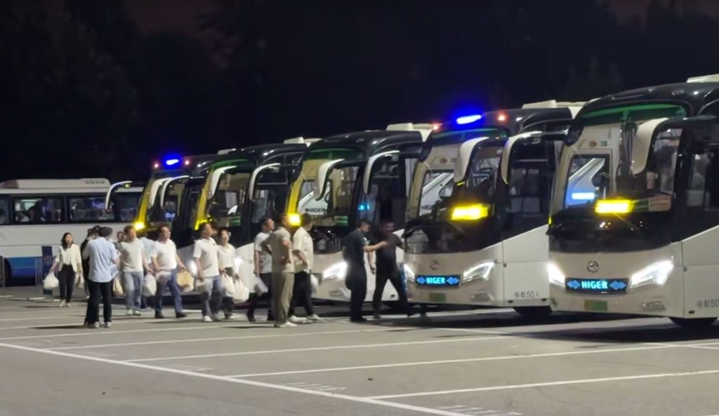 国企担当!超260台苏州金龙海格客车高标准服务九三阅兵 - 第2张 - 提加商用车网 国企担当!超260台苏州金龙海格客车高标准服务九三阅兵 - 第2张