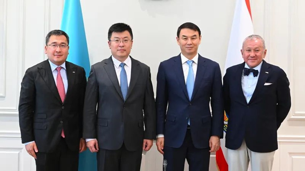 搭载CTC电池底盘一体化技术!哈萨克斯坦首批比亚迪电动大巴下线 - 第2张 - 提加商用车网 搭载CTC电池底盘一体化技术!哈萨克斯坦首批比亚迪电动大巴下线 - 第2张