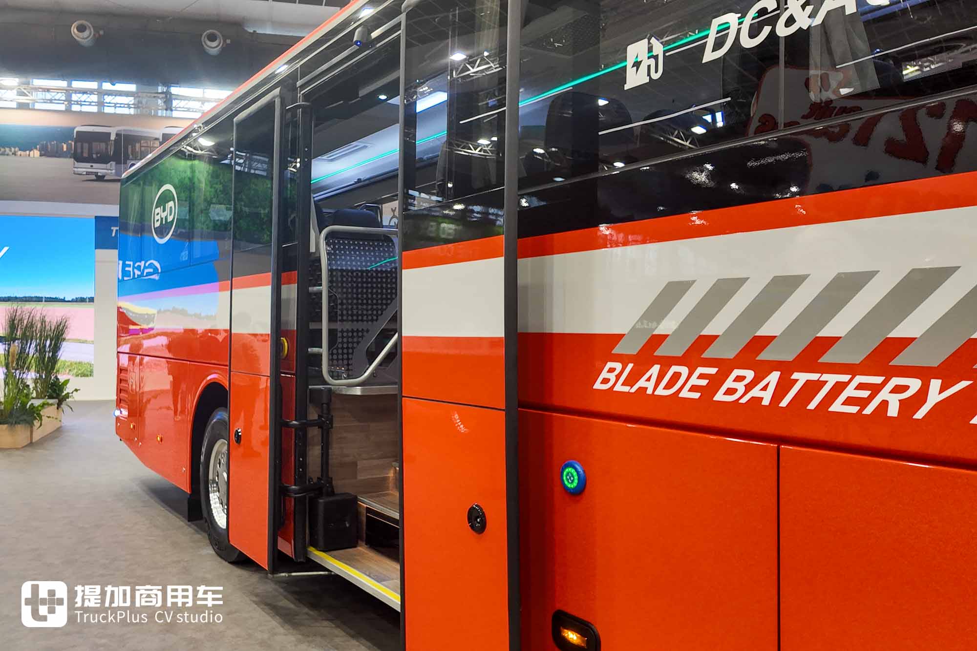 2025Busworld客车展|全球首创客车CTC电池车身一体化!比亚迪携多款颠覆性技术闪耀亮相 - 第13张 - 提加商用车网 2025Busworld客车展|全球首创客车CTC电池车身一体化!比亚迪携多款颠覆性技术闪耀亮相 - 第13张