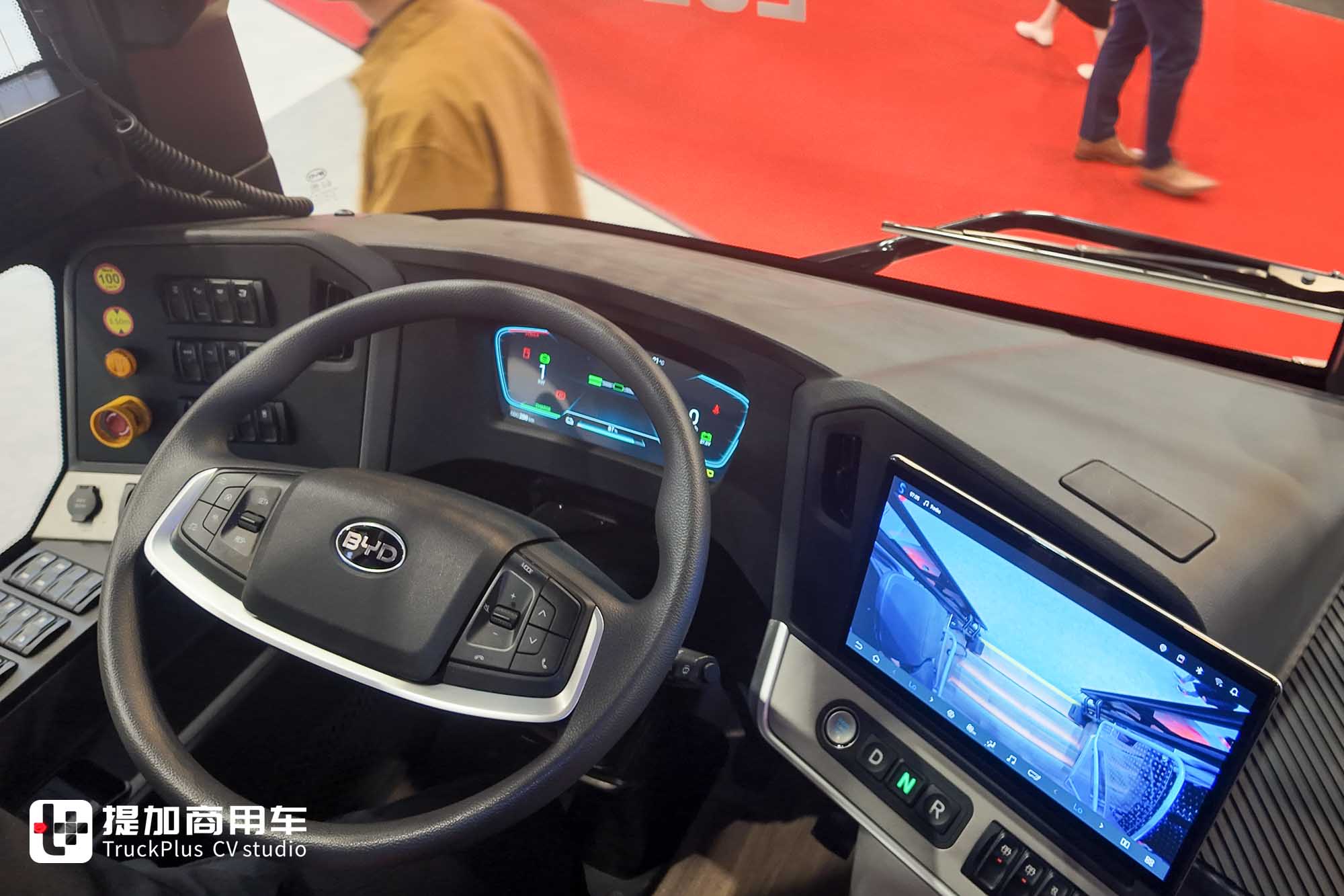 2025Busworld客车展|全球首创客车CTC电池车身一体化!比亚迪携多款颠覆性技术闪耀亮相 - 第14张 - 提加商用车网 2025Busworld客车展|全球首创客车CTC电池车身一体化!比亚迪携多款颠覆性技术闪耀亮相 - 第14张