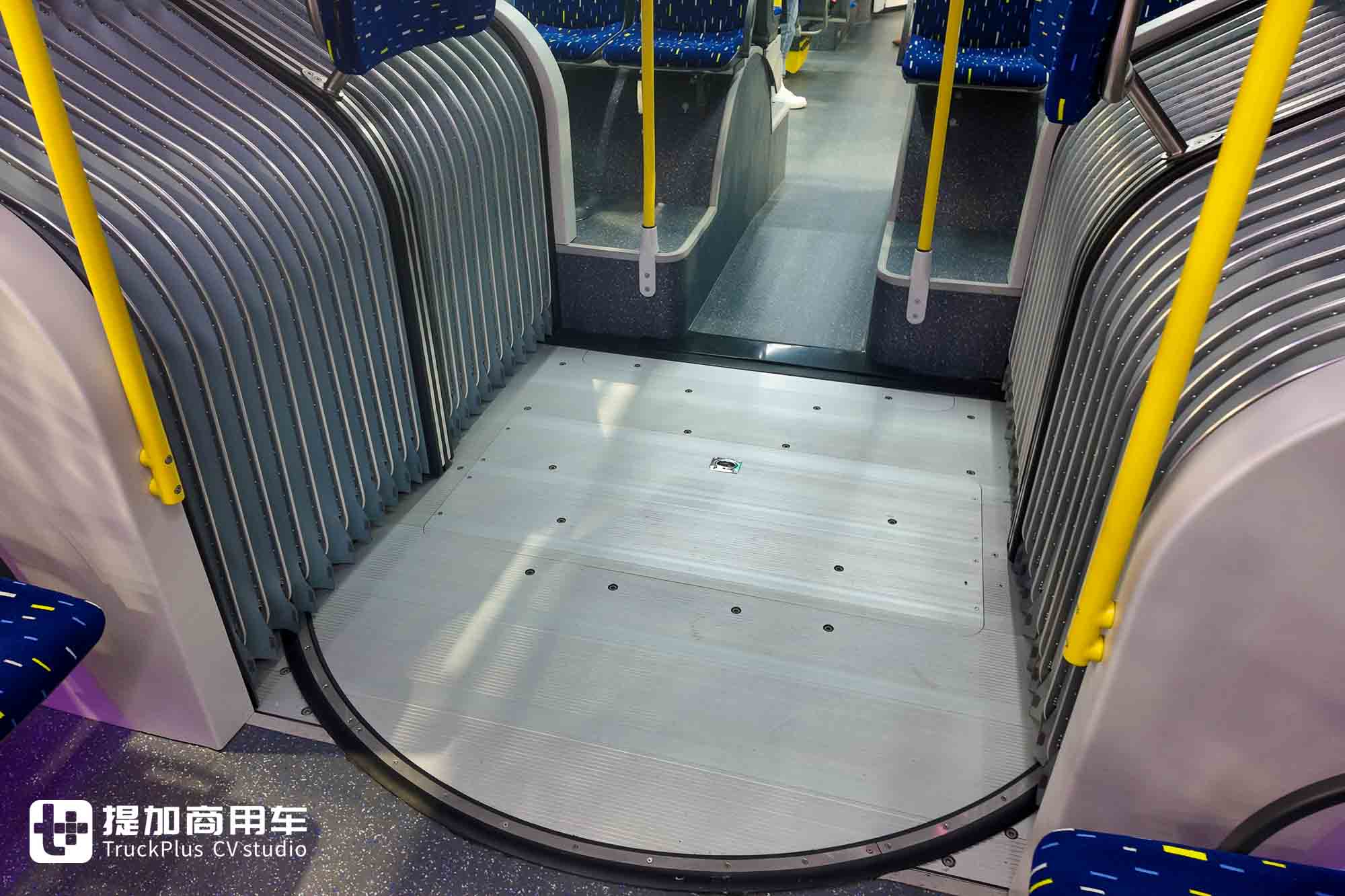 2025Busworld客车展|全球首创客车CTC电池车身一体化!比亚迪携多款颠覆性技术闪耀亮相 - 第19张 - 提加商用车网 2025Busworld客车展|全球首创客车CTC电池车身一体化!比亚迪携多款颠覆性技术闪耀亮相 - 第19张