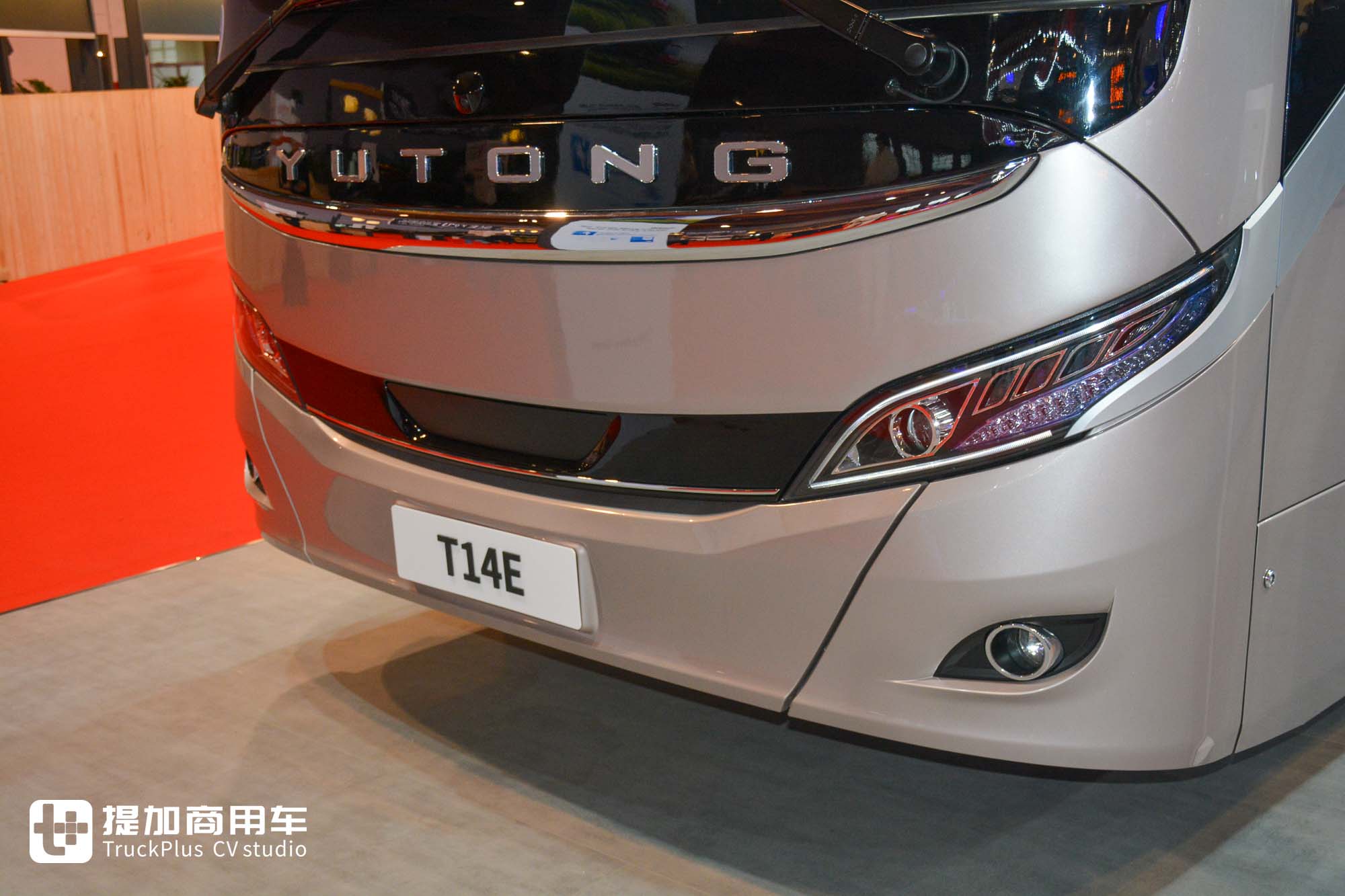 2025Busworld客车展|力压欧洲豪华大巴,荣获“最佳客车”大奖!宇通T14E纯电动旅游巴士到底强在哪里? - 第4张 - 提加商用车网 2025Busworld客车展|力压欧洲豪华大巴,荣获“最佳客车”大奖!宇通T14E纯电动旅游巴士到底强在哪里? - 第4张