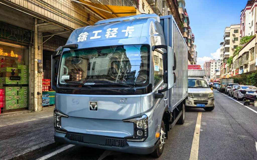 上市即火!徐工汉界轻卡卖到经销商忙“补仓” - 第2张 - 提加商用车网 上市即火!徐工汉界轻卡卖到经销商忙“补仓” - 第2张