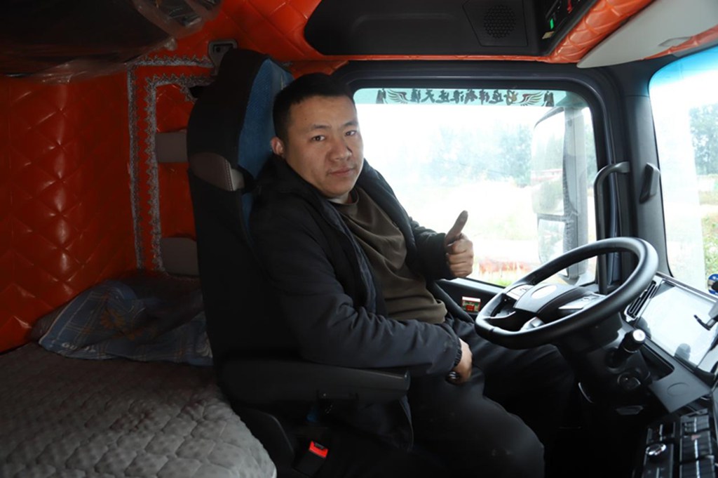 百公里气耗28.2kg!欧曼银河5M 14N 510马力燃气车煤炭场景运营全纪实 - 第5张 - 提加商用车网 百公里气耗28.2kg!欧曼银河5M 14N 510马力燃气车煤炭场景运营全纪实 - 第5张