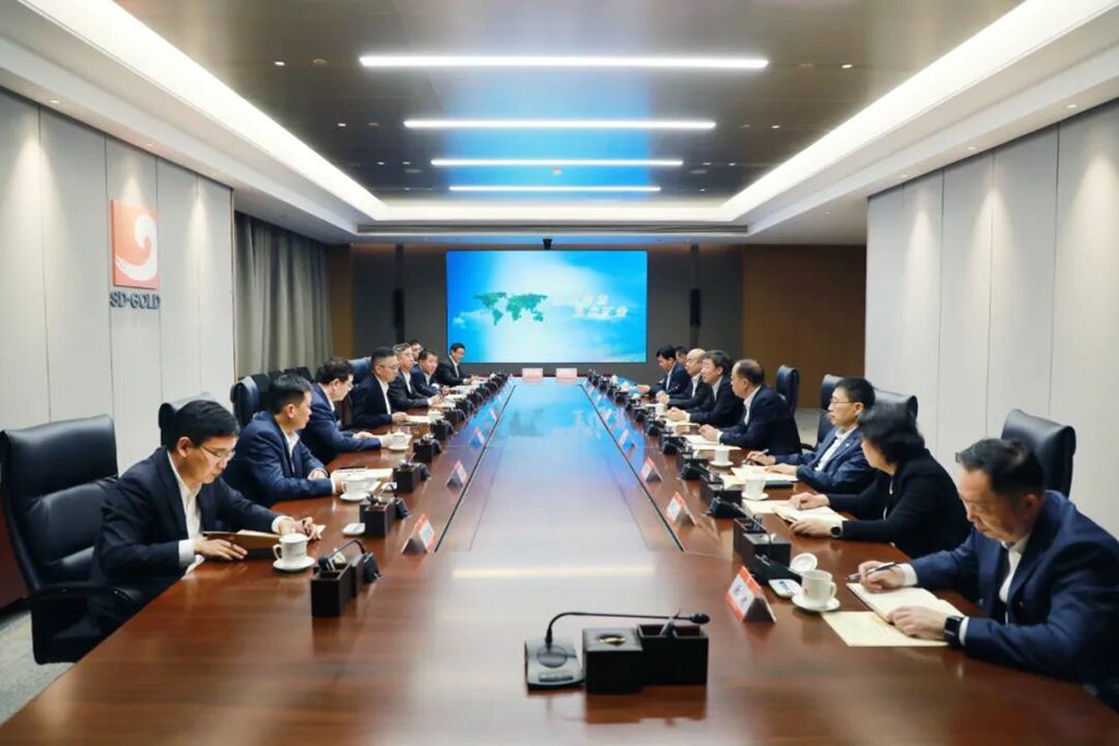 山东重工集团与山东黄金集团签署战略合作协议 - 第1张 - 提加商用车网 山东重工集团与山东黄金集团签署战略合作协议 - 第1张