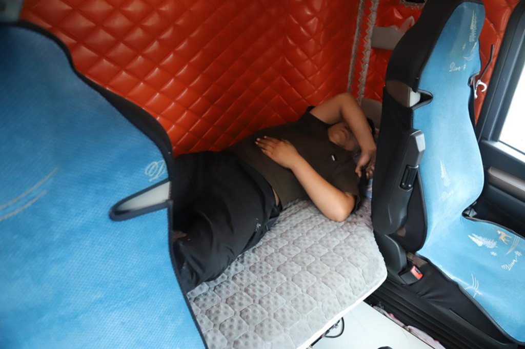 百公里气耗28.2kg!欧曼银河5M 14N 510马力燃气车煤炭场景运营全纪实 - 第6张 - 提加商用车网 百公里气耗28.2kg!欧曼银河5M 14N 510马力燃气车煤炭场景运营全纪实 - 第6张