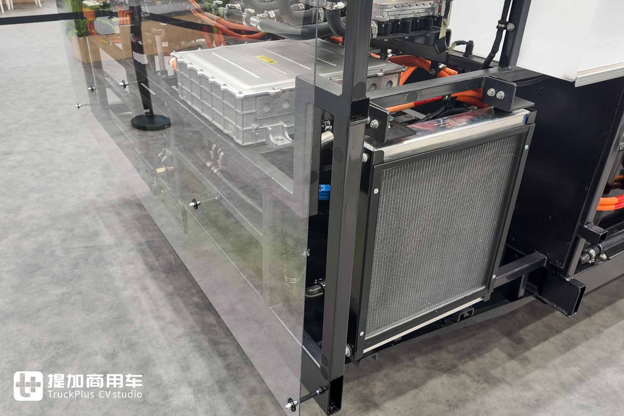 2025Busworld客车展|全球首创客车CTC电池车身一体化!比亚迪携多款颠覆性技术闪耀亮相 - 第7张 - 提加商用车网 2025Busworld客车展|全球首创客车CTC电池车身一体化!比亚迪携多款颠覆性技术闪耀亮相 - 第7张