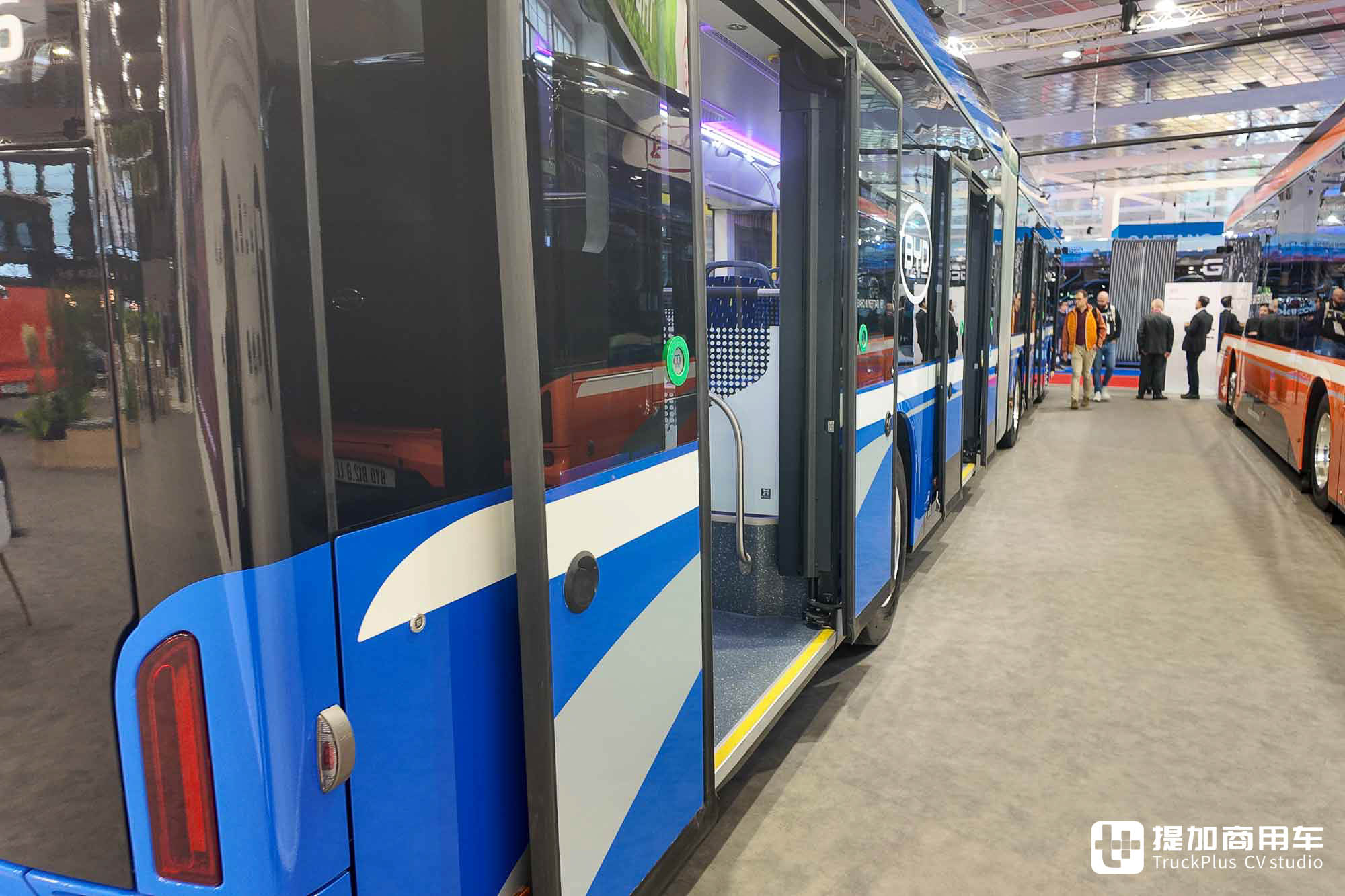 续航630公里，载客量146人！比亚迪B18.b铰接城市客车还有哪些“黑科技”？ - 第9张