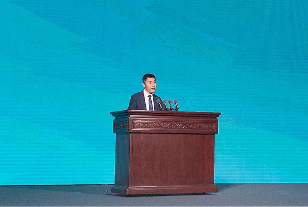 踏遍层峰辟新天 | 中国重汽集团2025年合作伙伴大会成功举办 - 第1张