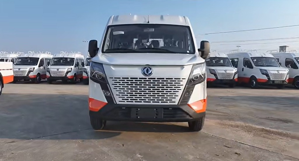 信赖源于品质,东风御风斗式工程车再获铁路局批量采购 - 第1张 - 提加商用车网 信赖源于品质,东风御风斗式工程车再获铁路局批量采购 - 第1张