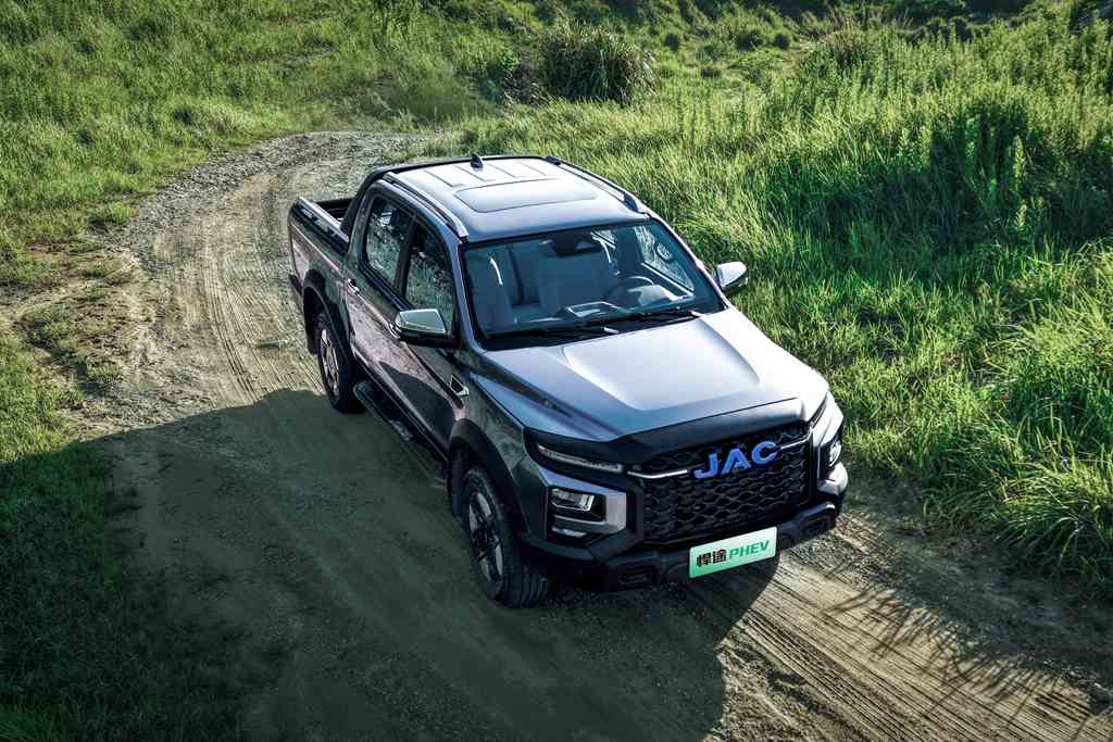 江淮悍途PHEV助力秋收:千扭动力皮卡成为田间“多面手” - 第1张 - 提加商用车网 江淮悍途PHEV助力秋收:千扭动力皮卡成为田间“多面手” - 第1张