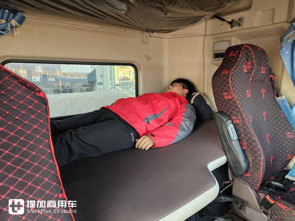一趟连霍高速,深度体验乘龙HK燃气车,带你看它如何用实力征服西北路况 - 第14张 - 提加商用车网 一趟连霍高速,深度体验乘龙HK燃气车,带你看它如何用实力征服西北路况 - 第14张