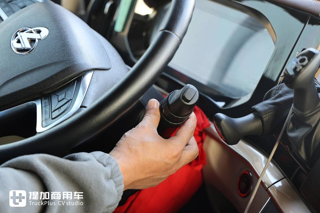 一趟连霍高速,深度体验乘龙HK燃气车,带你看它如何用实力征服西北路况 - 第18张 - 提加商用车网 一趟连霍高速,深度体验乘龙HK燃气车,带你看它如何用实力征服西北路况 - 第18张