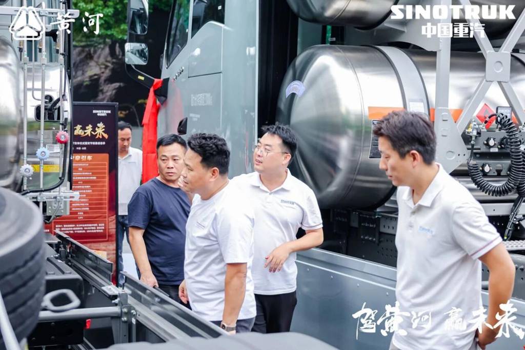 百城联动 合肥亮剑!20台黄河H7硬核交付,狂揽订单58台! - 第2张 - 提加商用车网 百城联动 合肥亮剑!20台黄河H7硬核交付,狂揽订单58台! - 第2张