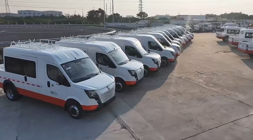 信赖源于品质,东风御风斗式工程车再获铁路局批量采购 - 第2张 - 提加商用车网 信赖源于品质,东风御风斗式工程车再获铁路局批量采购 - 第2张